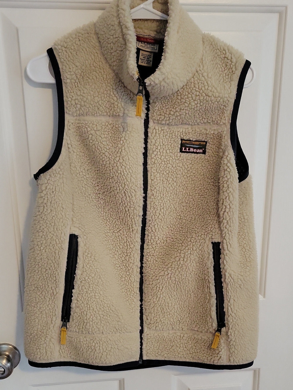 L.L. Bean Cream Sherpa Fleece Vest